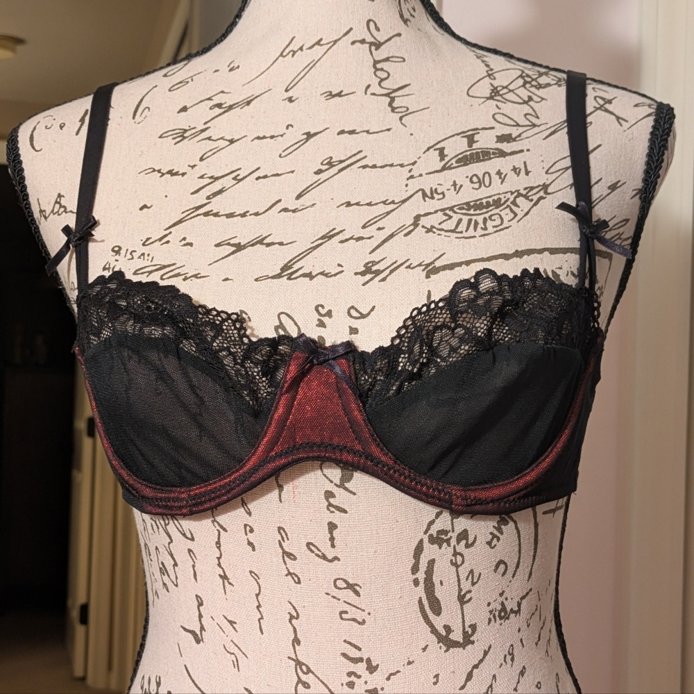 32B Fredrick's Of HollySheer Lace Underwire Balconette Bra in Black and Burgundy